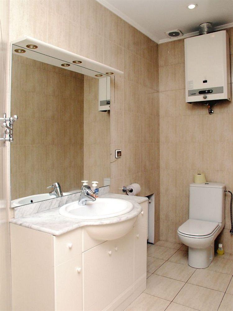 Pecherskie Lipki Hotell Kiev Exteriör bild